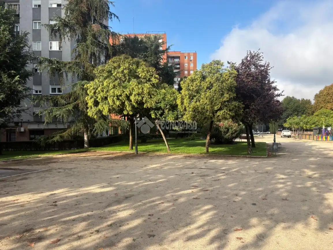 Commercial properties for rent in El Soto - Azorín