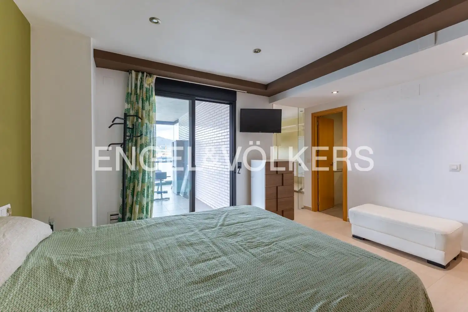 Schlafzimmer von Wohnung zur Miete in Sagunto / Sagunt mit Klimaanlage, Heizung und Privatgarten