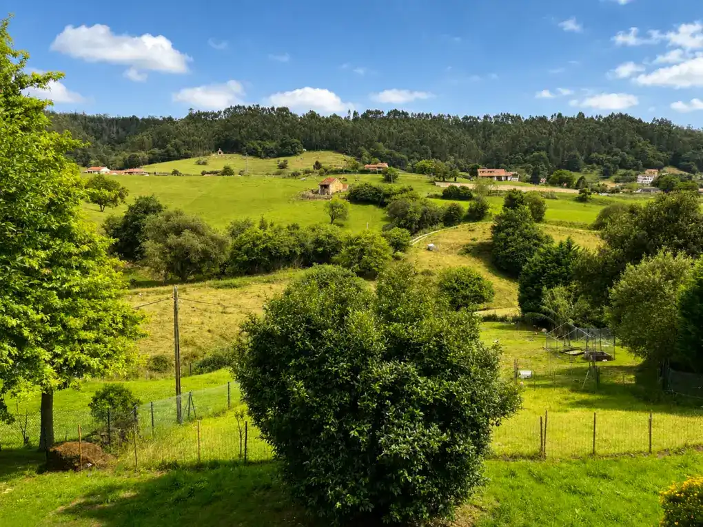 Casa o chalet en venta en Llanes con Calefacción, Jardín privado y Terraza