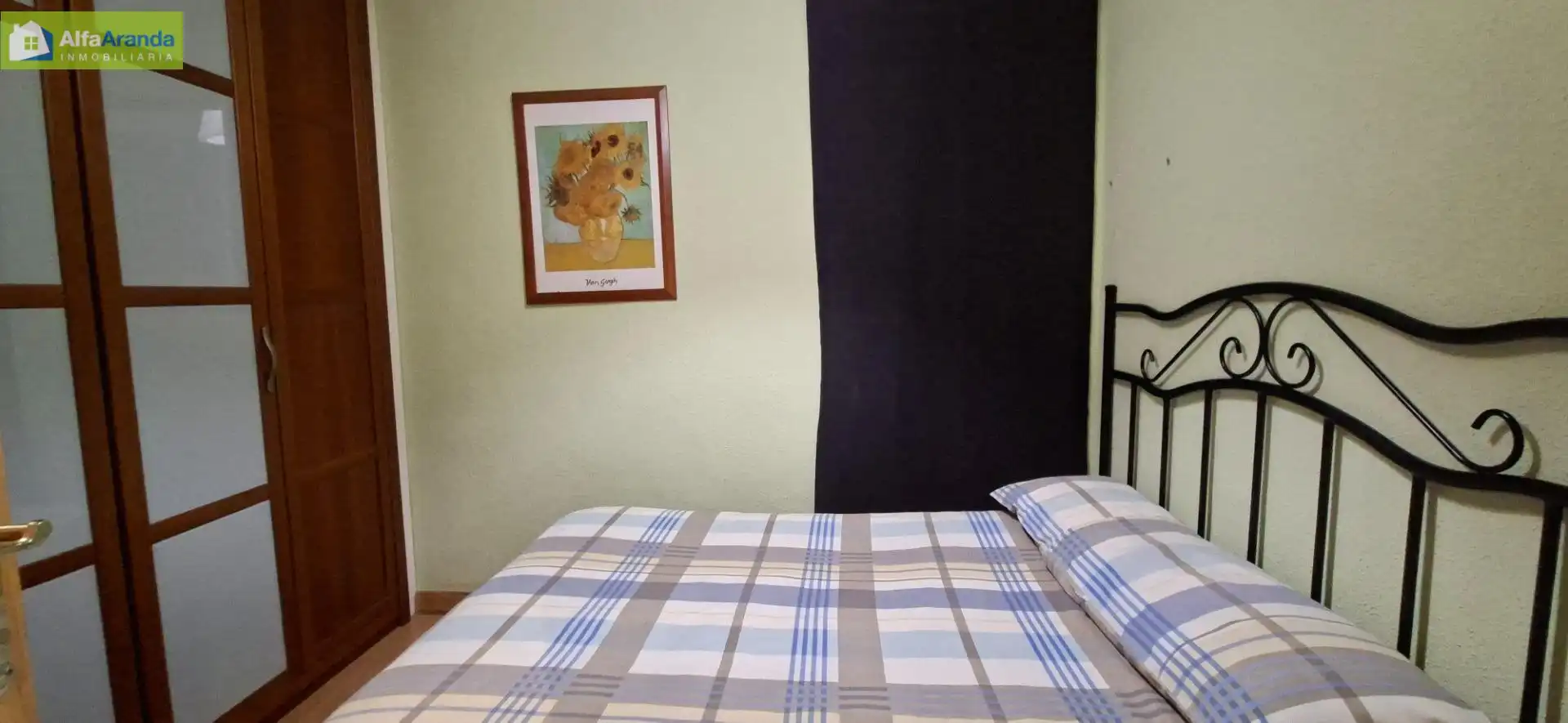 Dormitori de Casa o xalet en venda en Anguix amb Calefacció, Terrassa i Traster