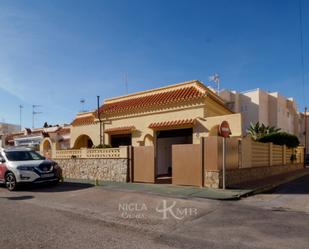 Vista exterior de Casa o xalet en venda en Vera amb Aire condicionat, Terrassa i Internet