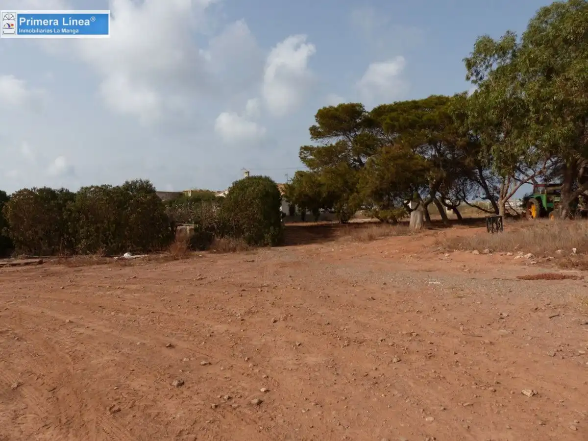Finca rústica en venda en Cartagena amb Jardí privat