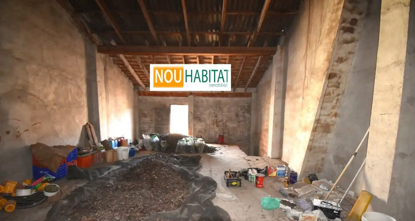 Local en venta en Montroi / Montroy