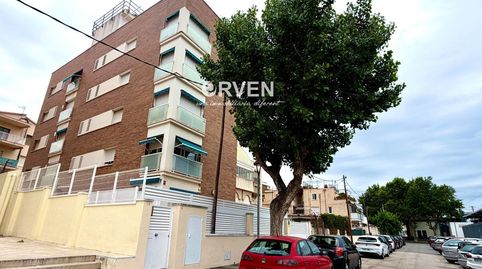 PLANTA BAJA CON TERRAZA DE 100 m A UN PASO DE LA PLAYA Y DE LA ESTACIÓN!