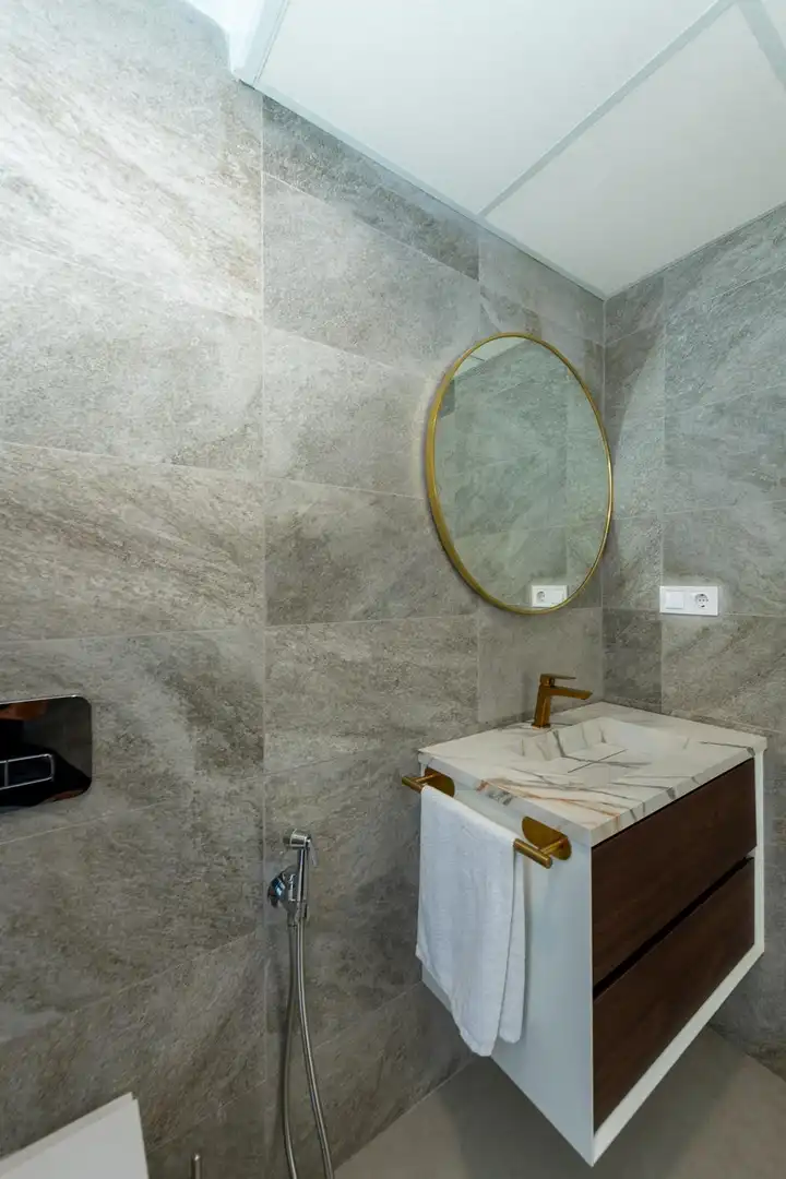 Badezimmer von Haus oder Chalet zur Miete in El Campello mit Klimaanlage, Privatgarten und Terrasse