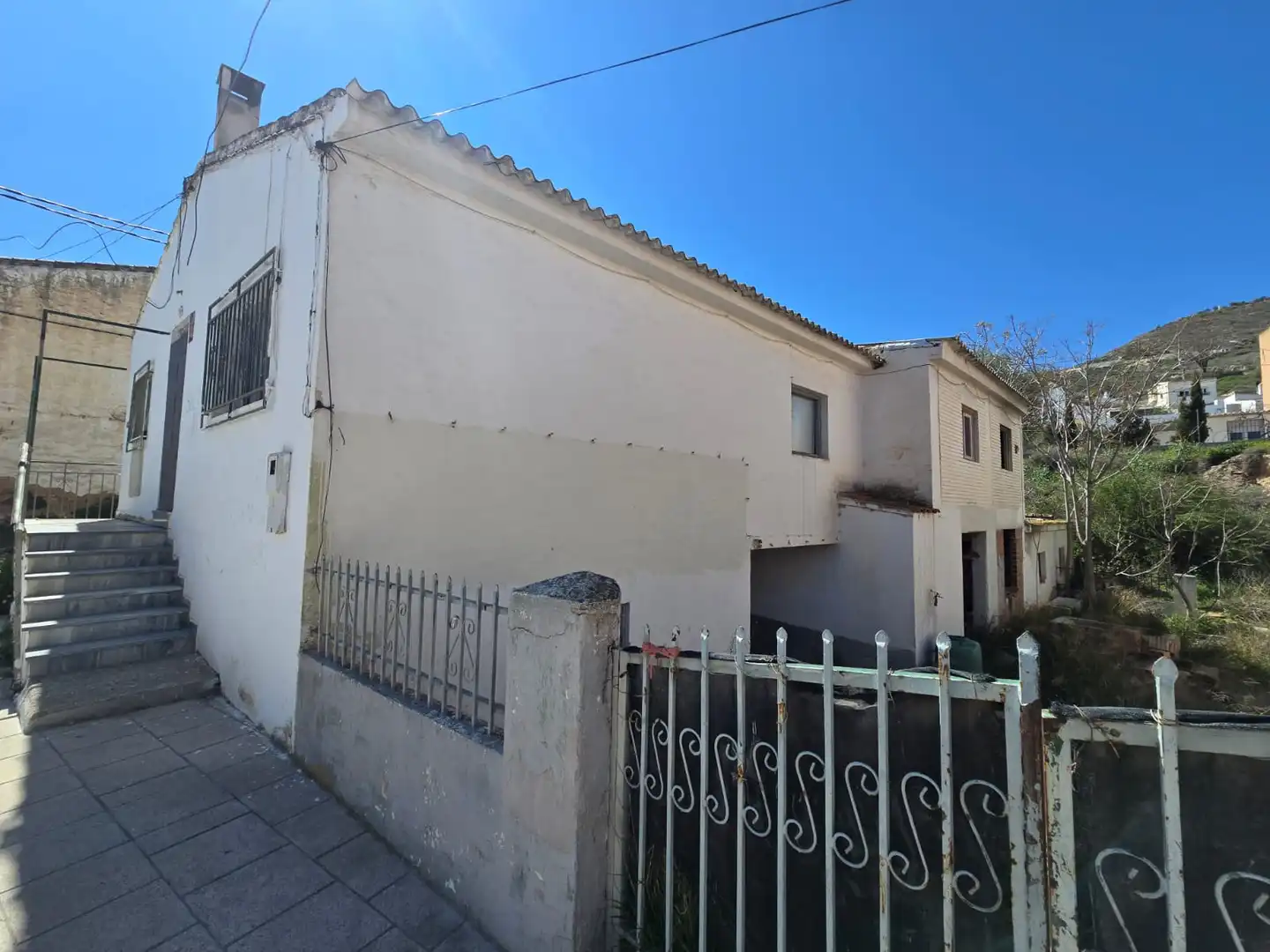 Vista exterior de Casa o xalet en venda en Baza