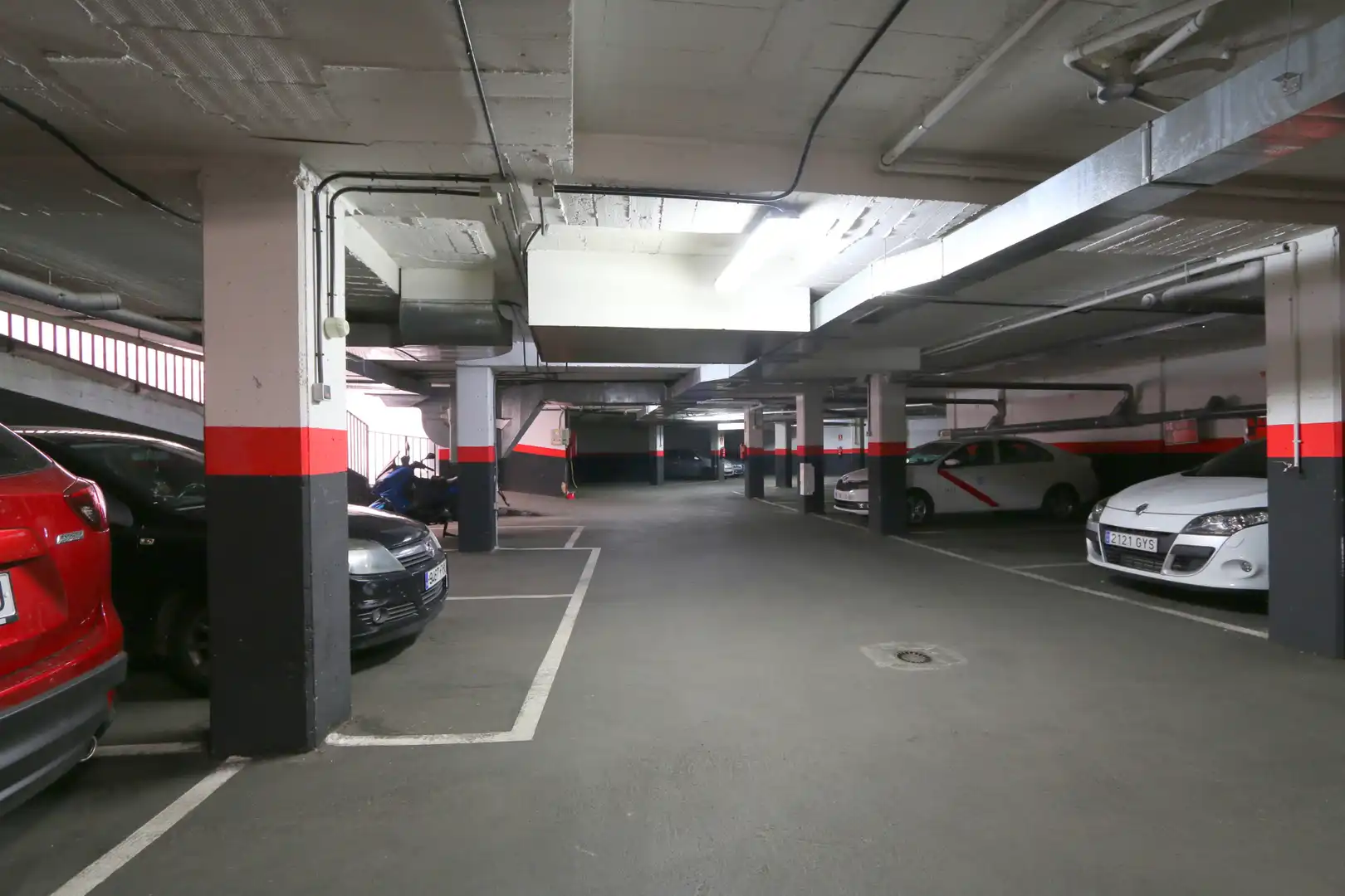 Parking de Piso en venta en Madrid con Aire acondicionado, Trastero y Amueblado