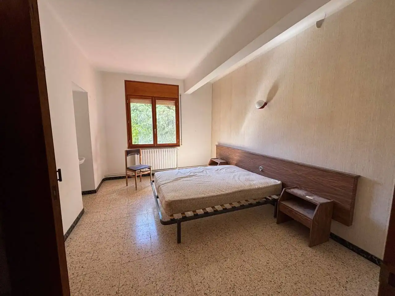 Dormitori de Casa o xalet en venda en La Llacuna amb Jardí privat
