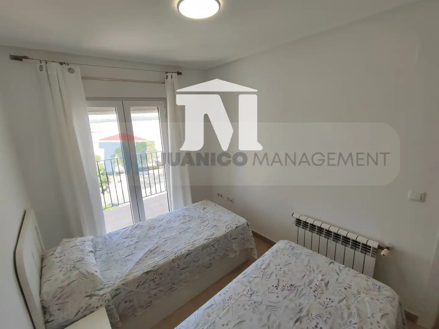 Habitación de Ático en venta en Murcia con Aire acondicionado, Terraza y Trastero