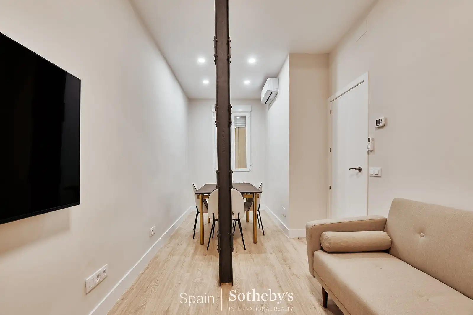 Apartments for sale in Madrid  with Air Conditioner and Heating
