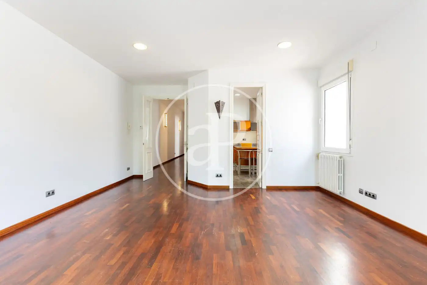Sala d'estar de Casa adosada en venda en Sabadell amb Aire condicionat, Calefacció i Jardí privat