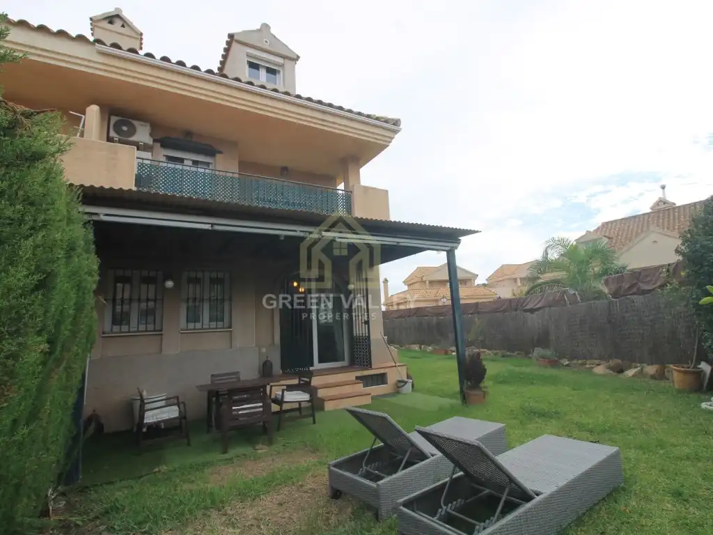 Casa aparellada en venda a Avenida de la Hacienda, imagen 15
