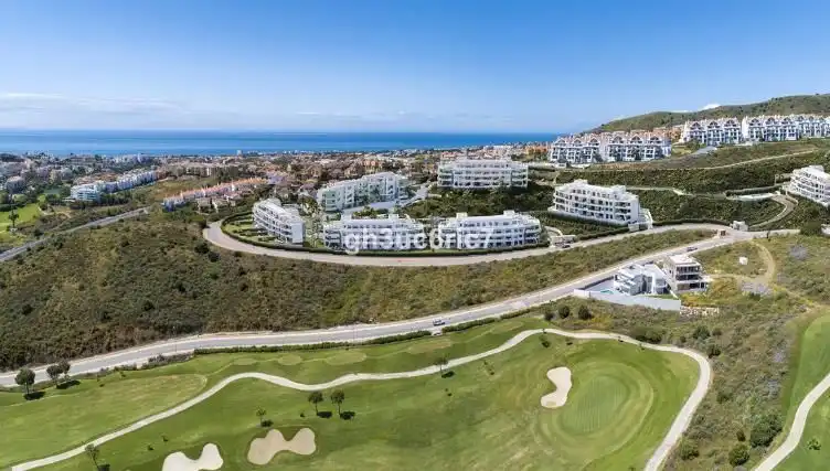 Apartamento con terraza en venta en Calahonda, imagen 16
