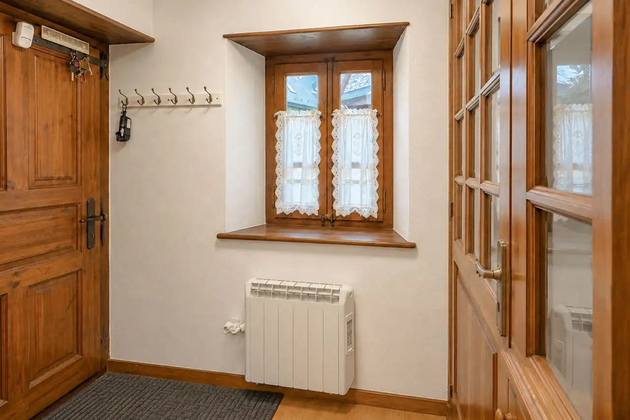Casa adosada en venda en Naut Aran amb Calefacció, Jardí privat i Parquet