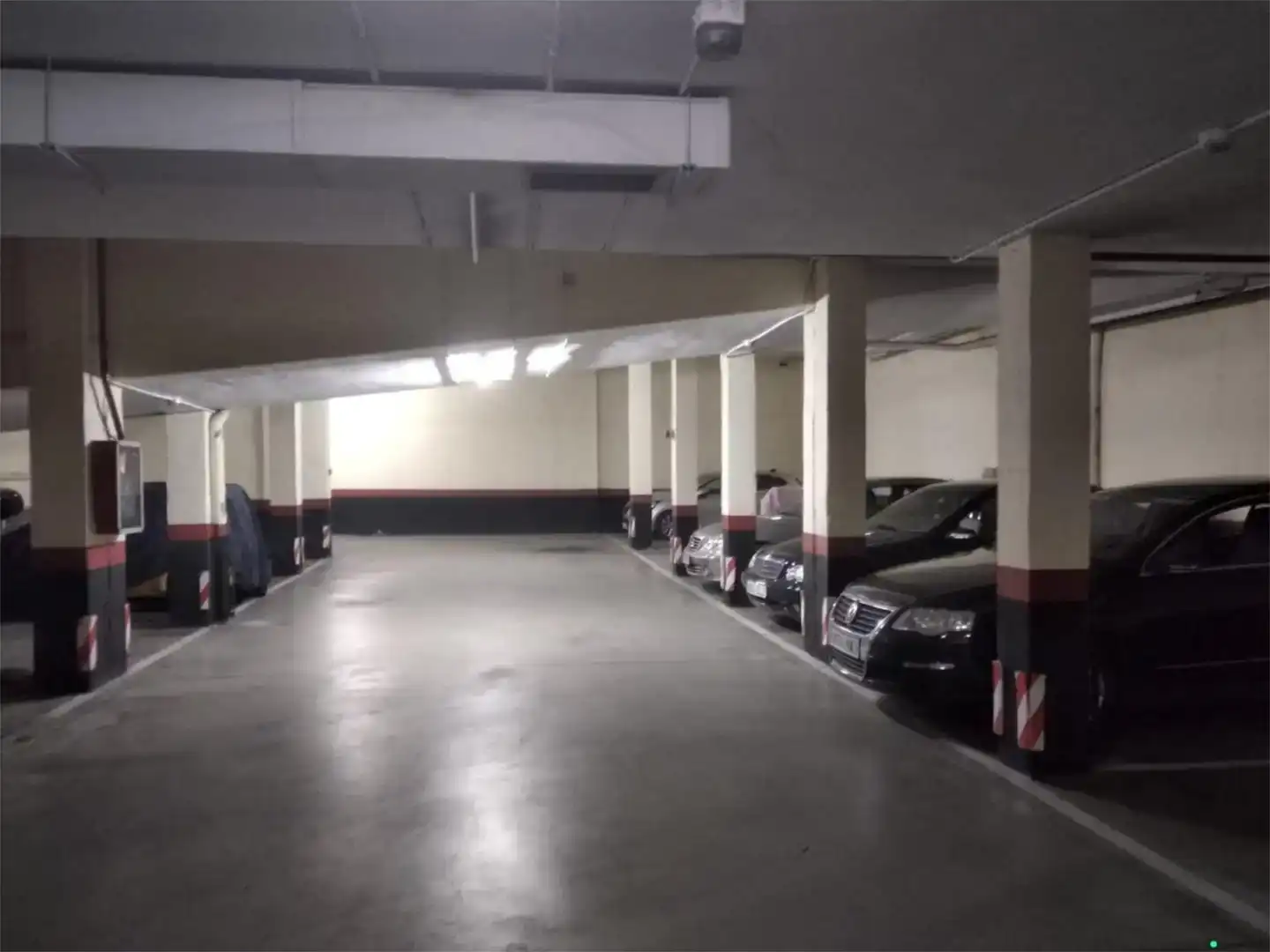 Parking of Garage for rent in Centro