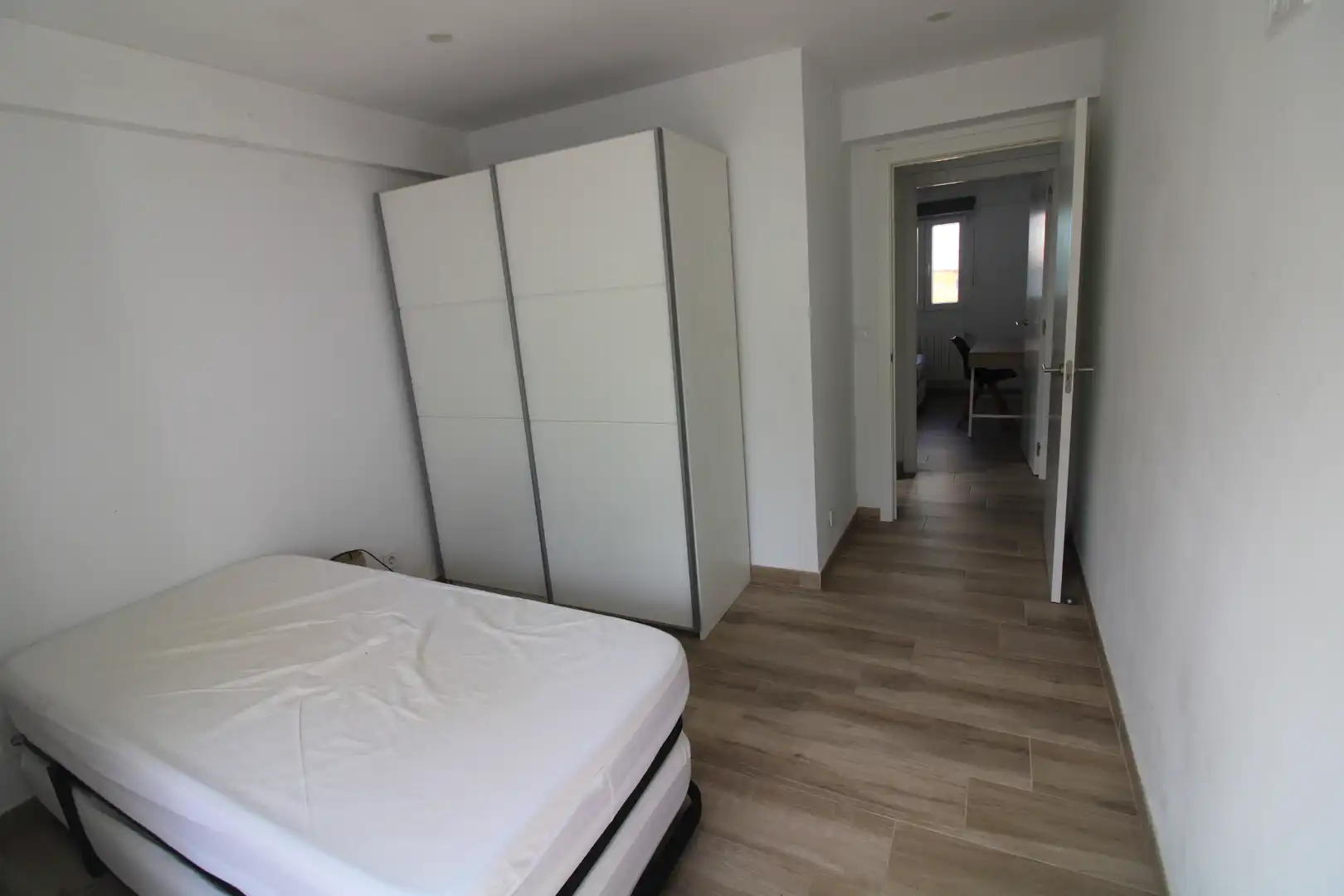 Habitación de Piso en venta en Santander con Calefacción y Amueblado