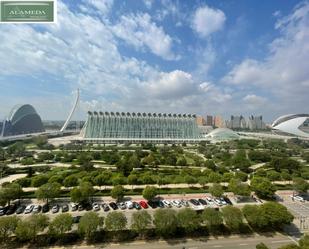 Vista exterior de Àtic de lloguer en  Valencia Capital amb Calefacció, Terrassa i Balcó