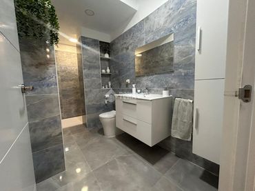 Local comercial en venta en Sants - Montjuïc