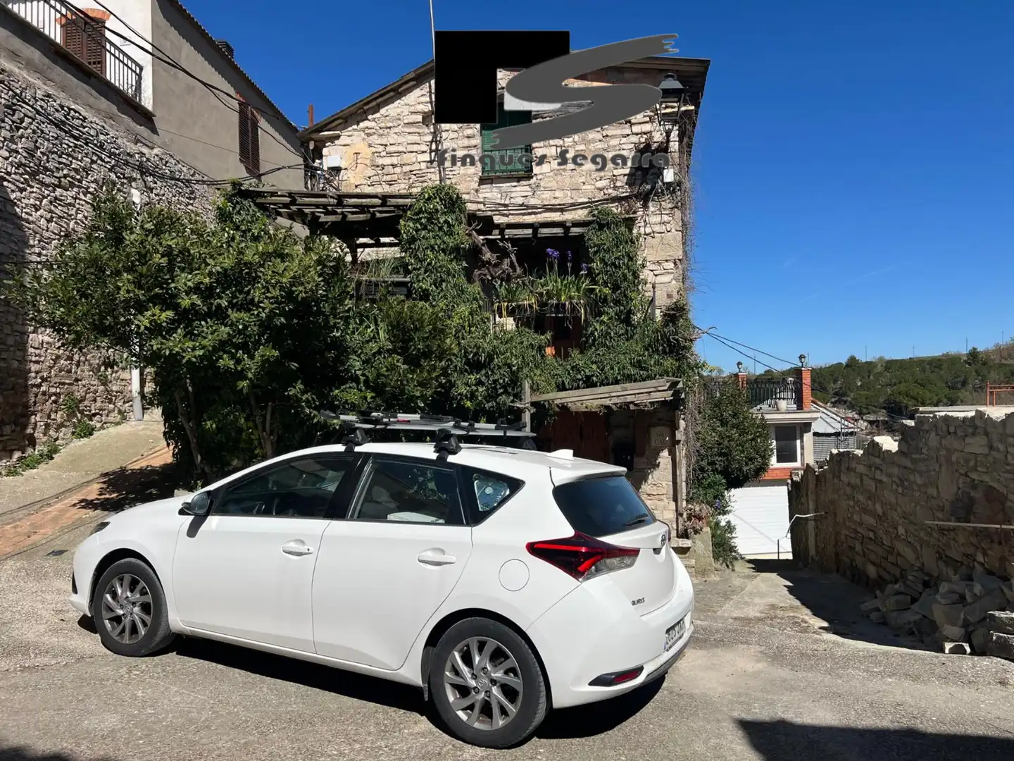 Vista exterior de Casa o xalet en venda en Talavera amb Calefacció, Terrassa i Moblat