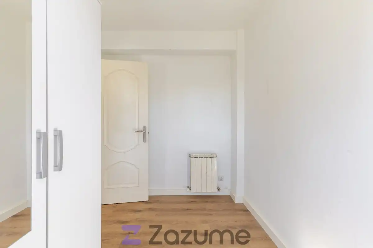 Flat for rent in C. de la Encomienda de Palacios, Pavones