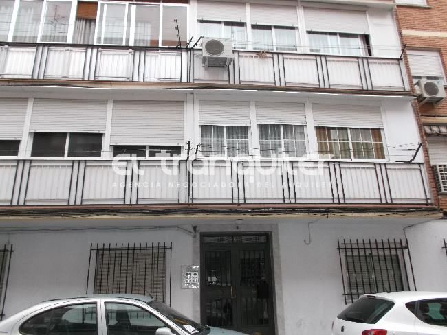 Vista exterior de Pis de lloguer en Móstoles amb Terrassa, Moblat i Rentadora