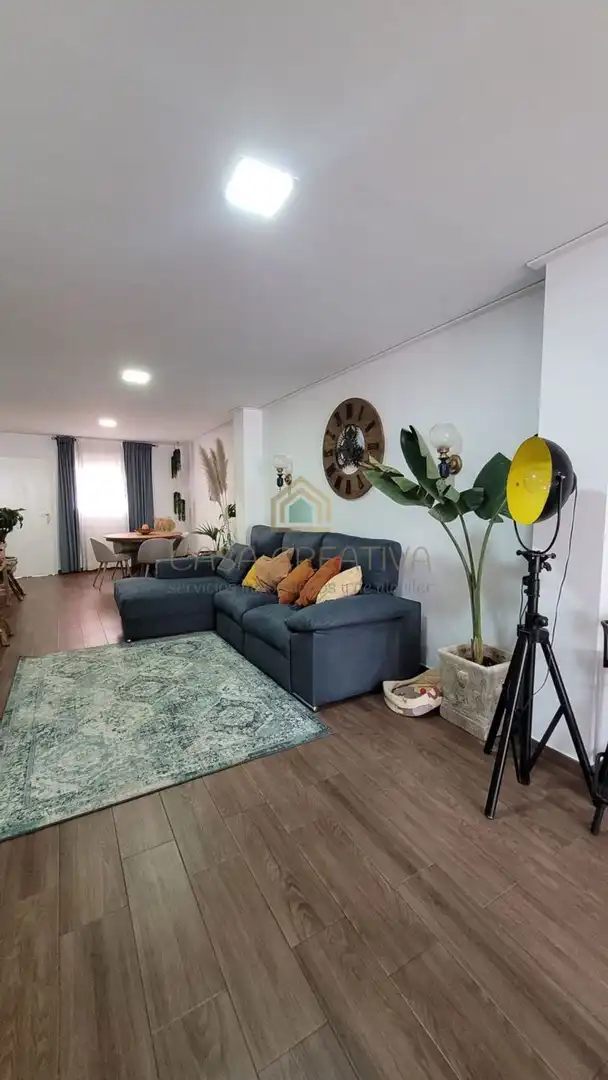 Sala d'estar de Pis en venda en L'Olleria amb Aire condicionat i Terrassa