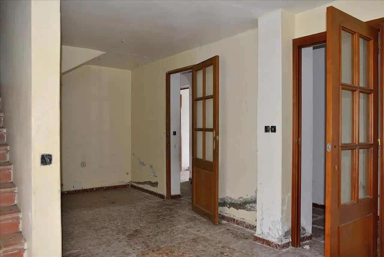Detached homes for sale in Algeciras