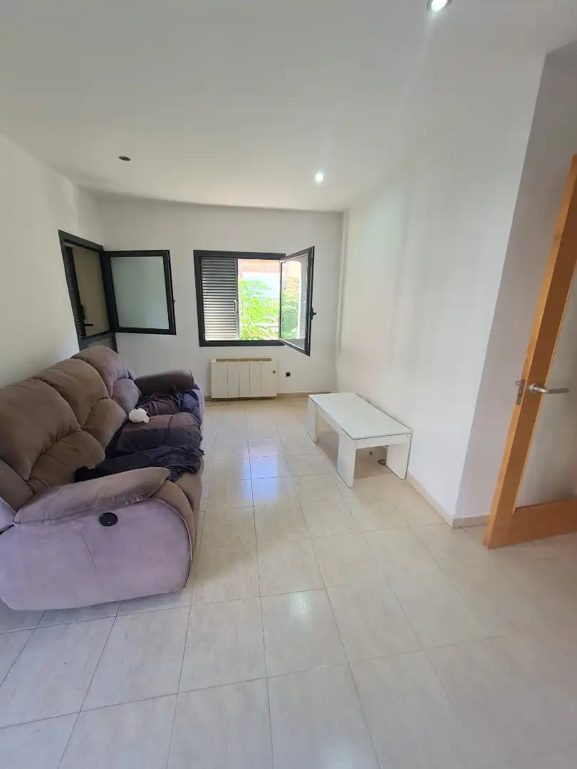 Flat with lift for sale in Carrer del Camí Ral 54, imagen 2
