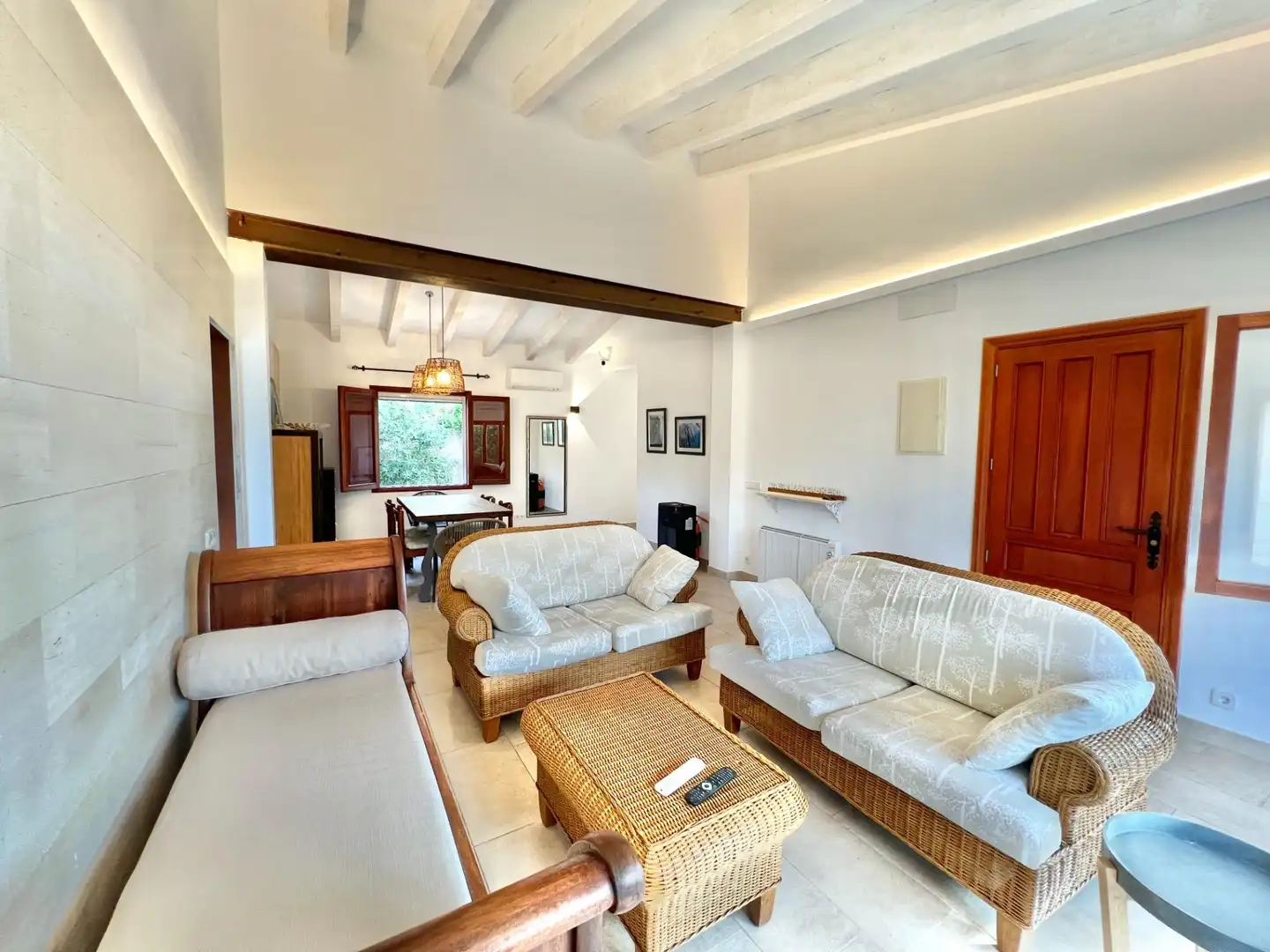 Sala de estar de Casa o chalet de alquiler en Santanyí con Aire acondicionado, Calefacción y Jardín privado