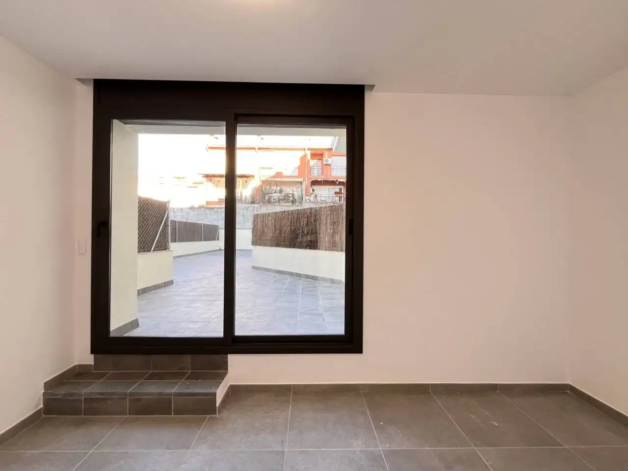 Wohnung zum Verkauf in Caldes de Montbui mit Klimaanlage, Heizung und Privatgarten