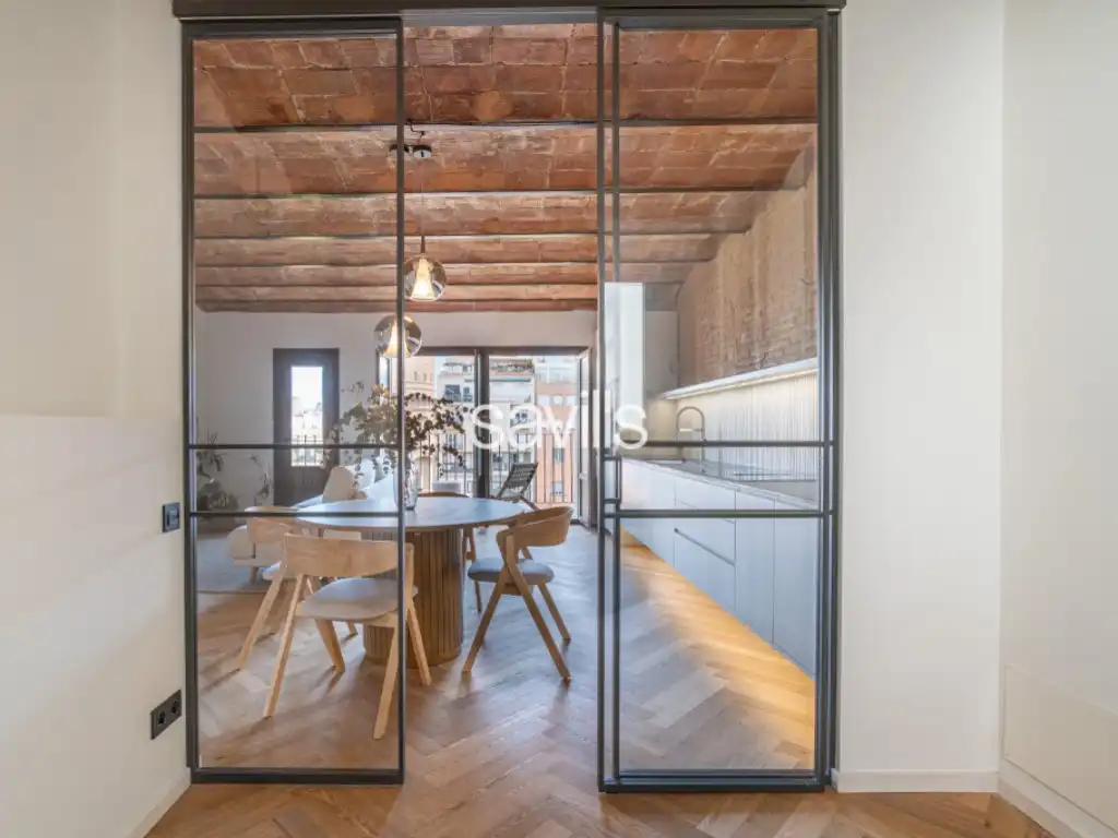 Cocina de Apartamento en venta en Barcelona con Aire acondicionado y Terraza
