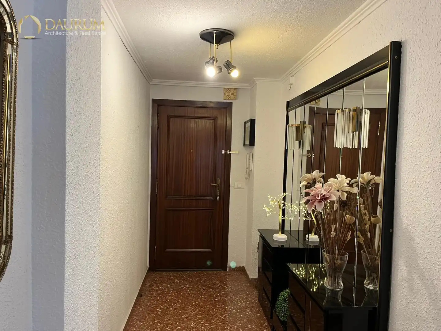 Wohnung zum Verkauf in Valencia mit Terrasse