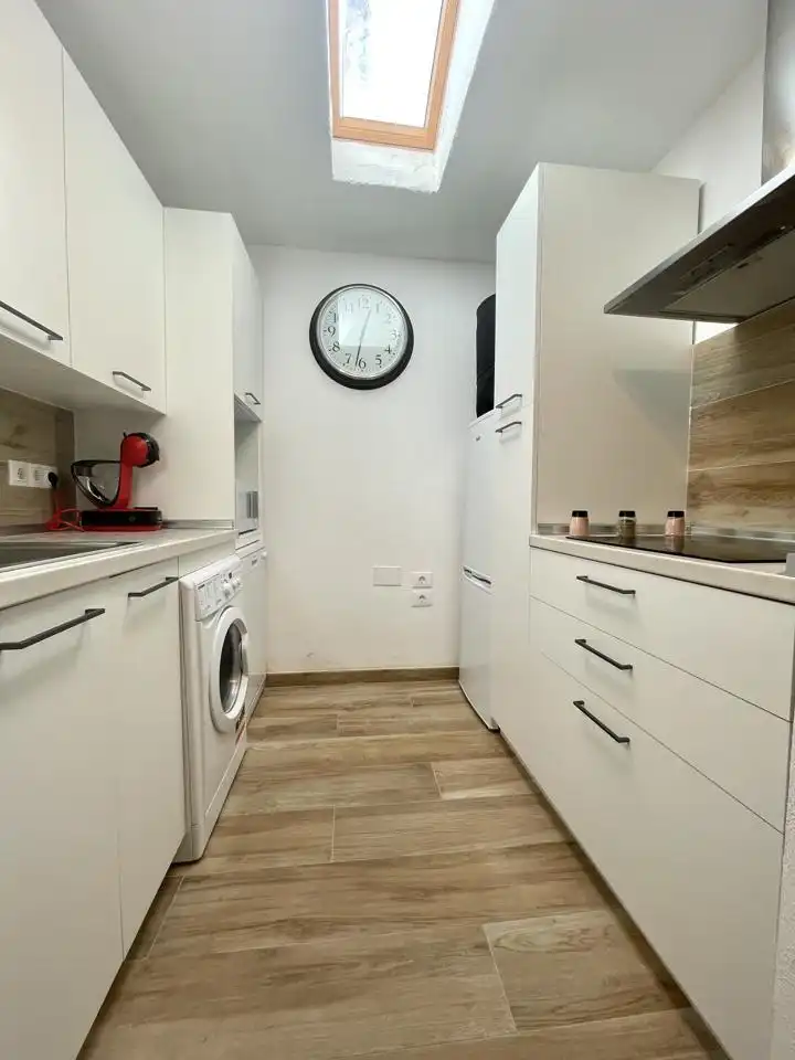 Küche von Maisonette zum Verkauf in San Bartolomé de Tirajana mit Klimaanlage, Privatgarten und Parkett