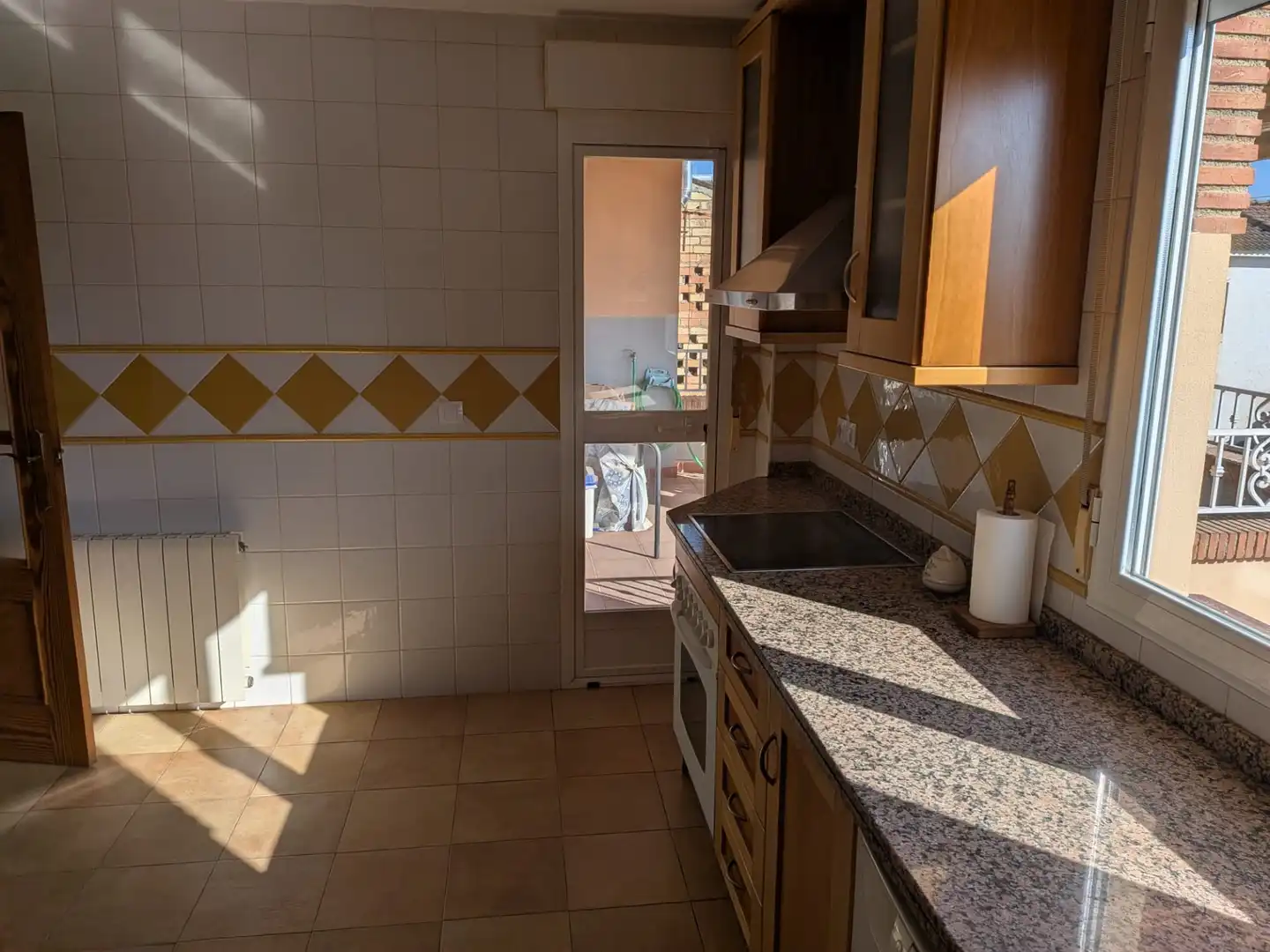 Kitchen of Flat for rent in Alhendín  with Air Conditioner, Heating and Terrace