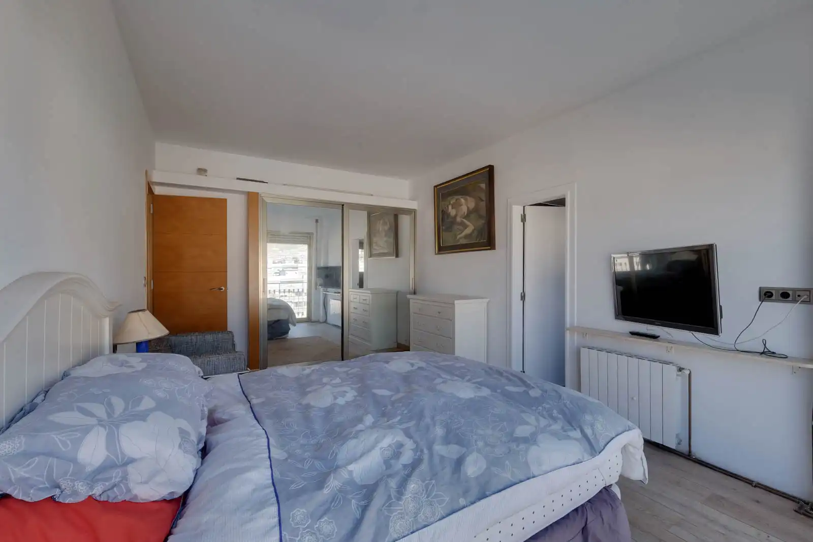 Schlafzimmer von Wohnung zum Verkauf in Barcelona mit Klimaanlage, Heizung und Parkett