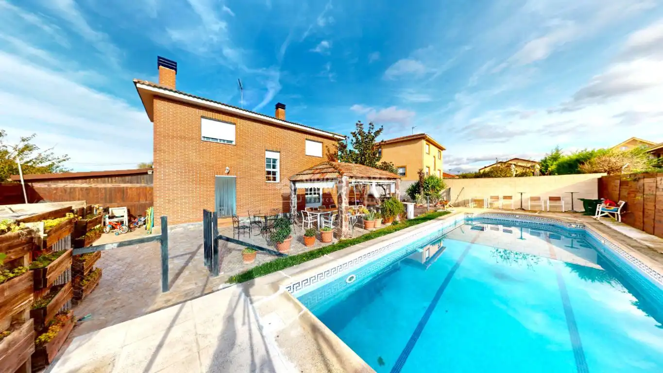 Schwimmbecken von Wohnung zum Verkauf in El Casar mit Schwimmbad