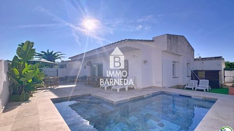 Foto 2 de Casa o chalet en venta en Alberes, 37, Alberes, Empuriabrava