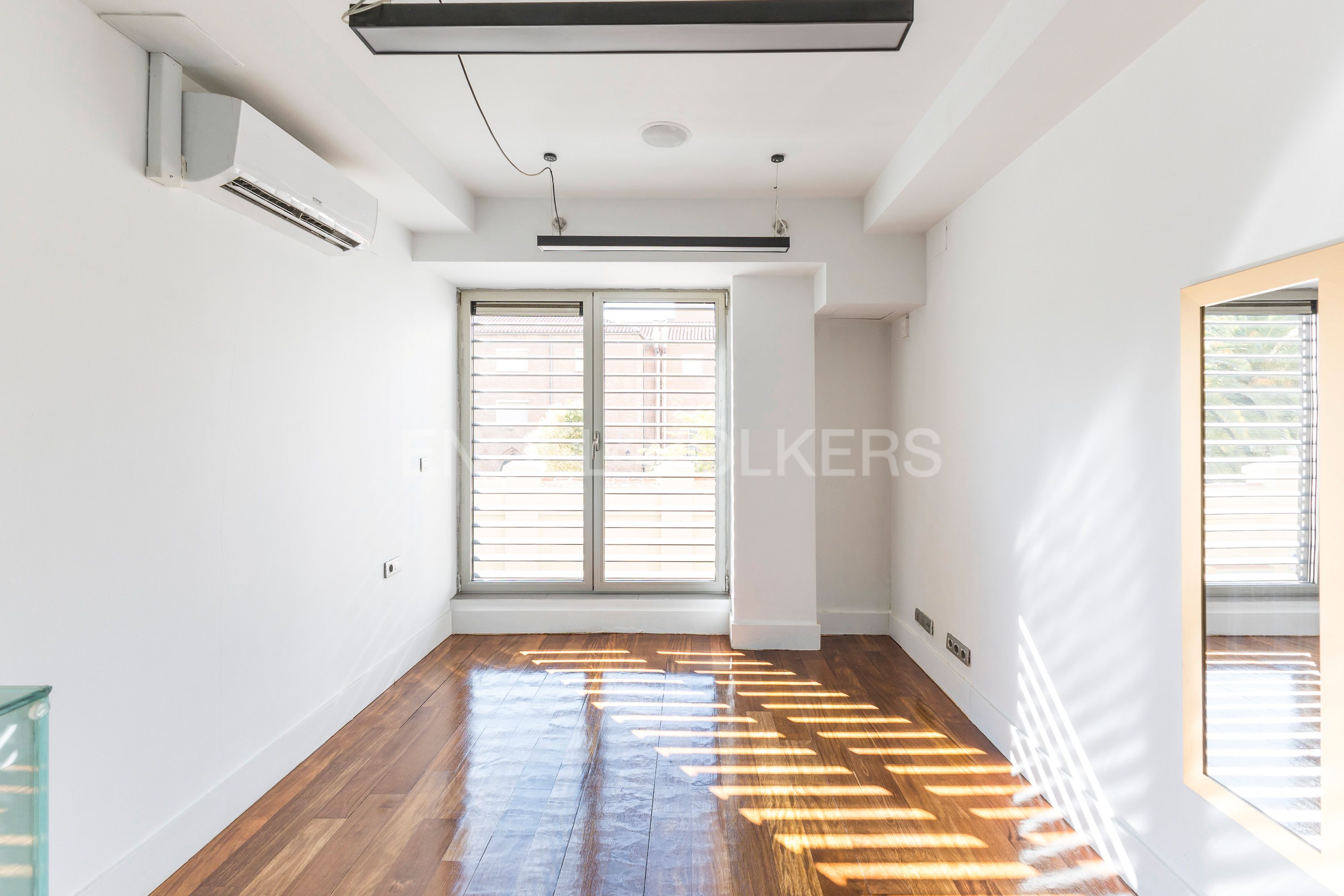 Exterior view of Apartment for sale in  Madrid Capital  with Heating and Furnished