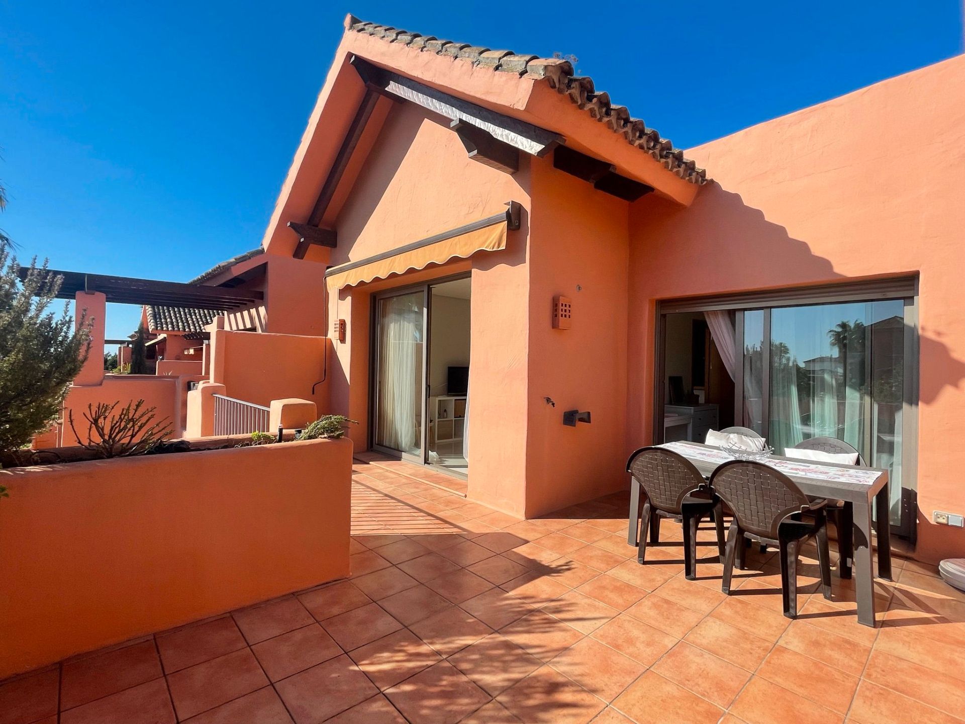 Terrasse von Dachboden zur Miete in Estepona mit Möbliert