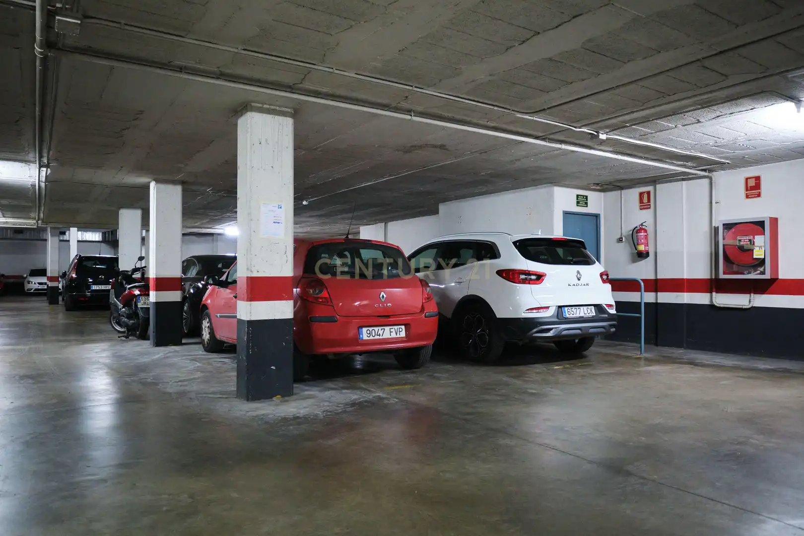 Parking de Apartamento en venta en Sant Boi de Llobregat con Trastero