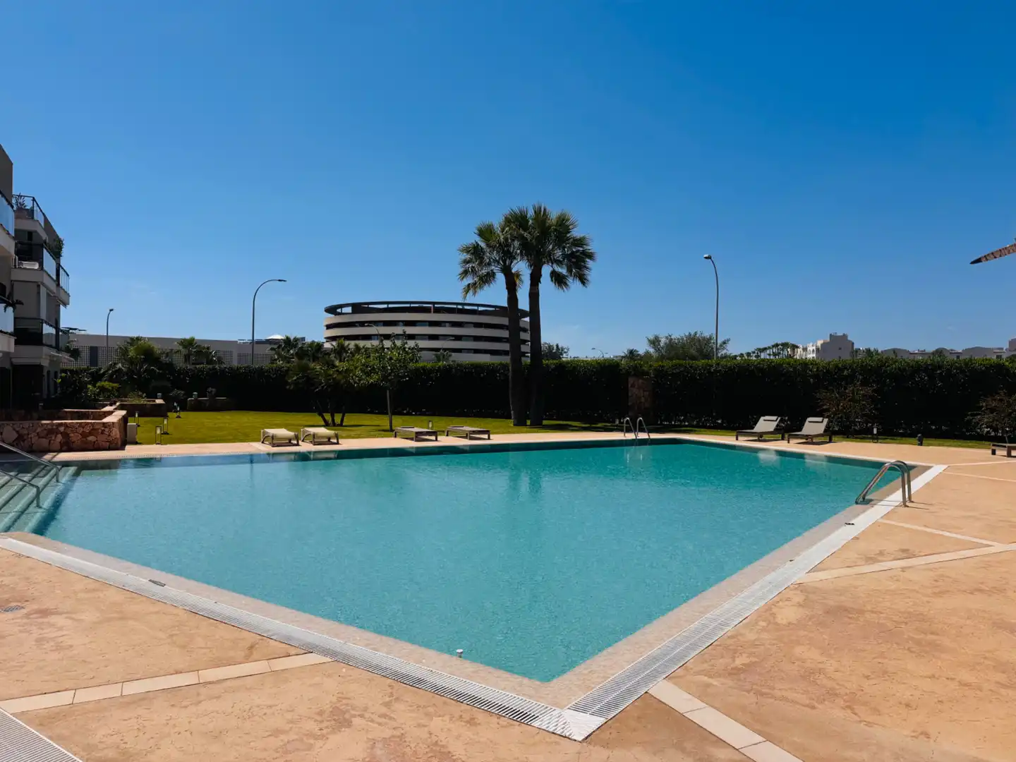Piscina de Planta baja en venta en Sant Llorenç des Cardassar con Aire acondicionado, Jardín privado y Amueblado