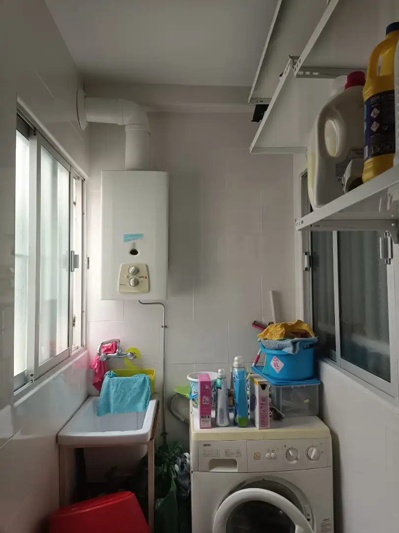 Badezimmer von Dachboden zum Verkauf in Punta Umbría mit Terrasse, Möbliert und Ofen