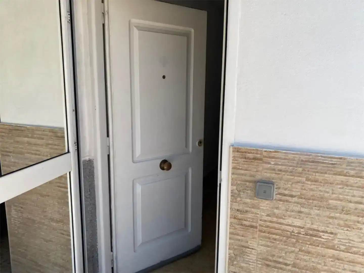 Houses for share in Bormujos  with Air Conditioner, Private garden and Storage room