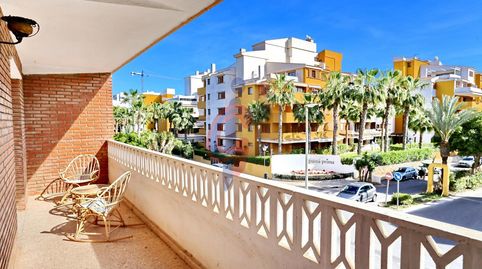 Foto 5 de Apartament en venda a Avenida Avenida de las Olas, 7, Punta Prima, Torrevieja