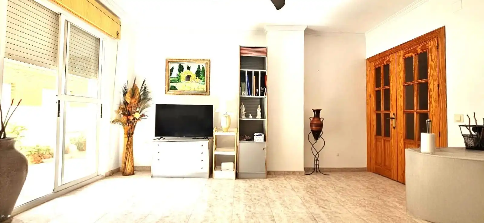Sala de estar de Piso en venta en El Ejido con Aire acondicionado, Terraza y Amueblado
