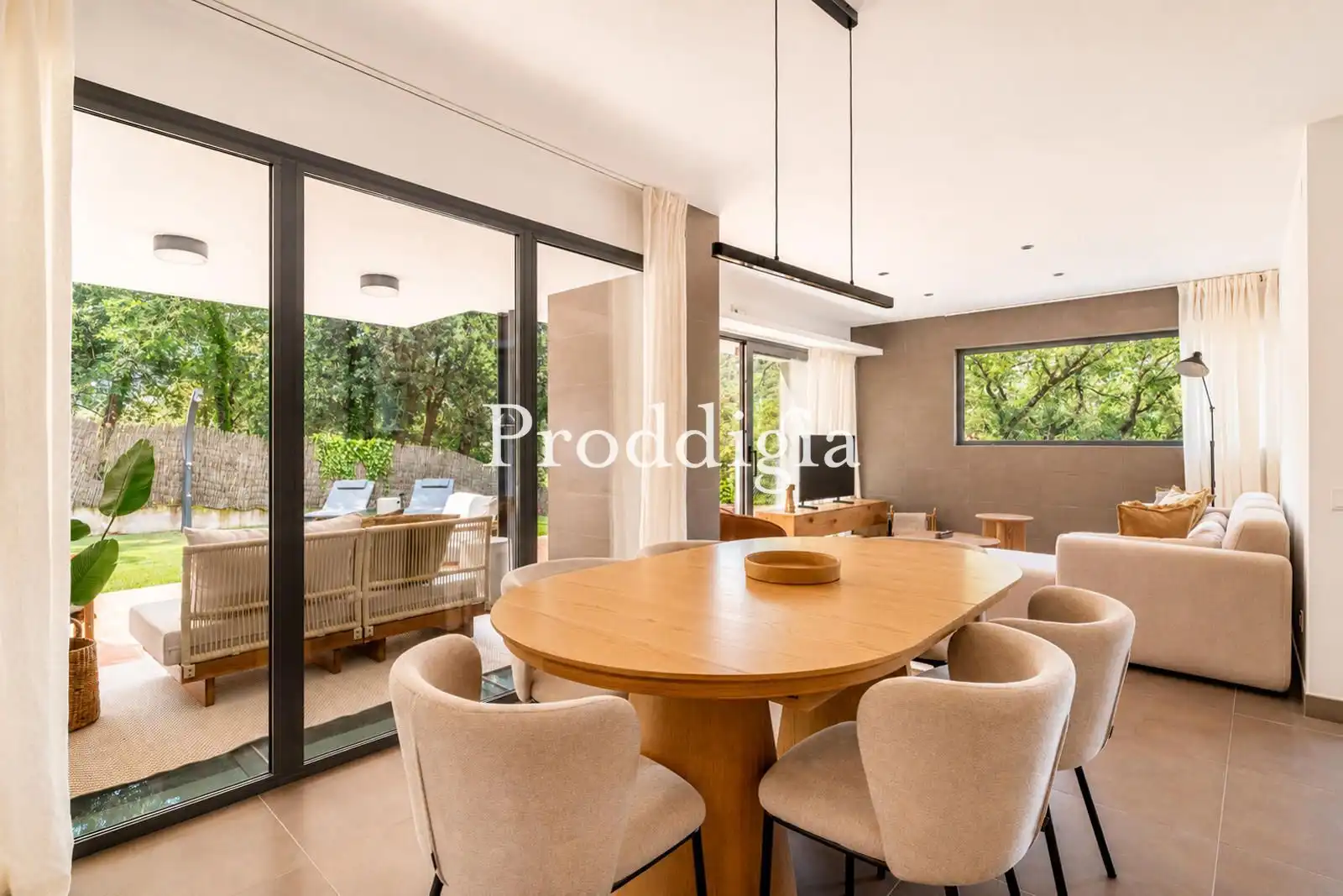 Comedor de Casa o chalet de alquiler en Barcelona con Aire acondicionado, Calefacción y Amueblado