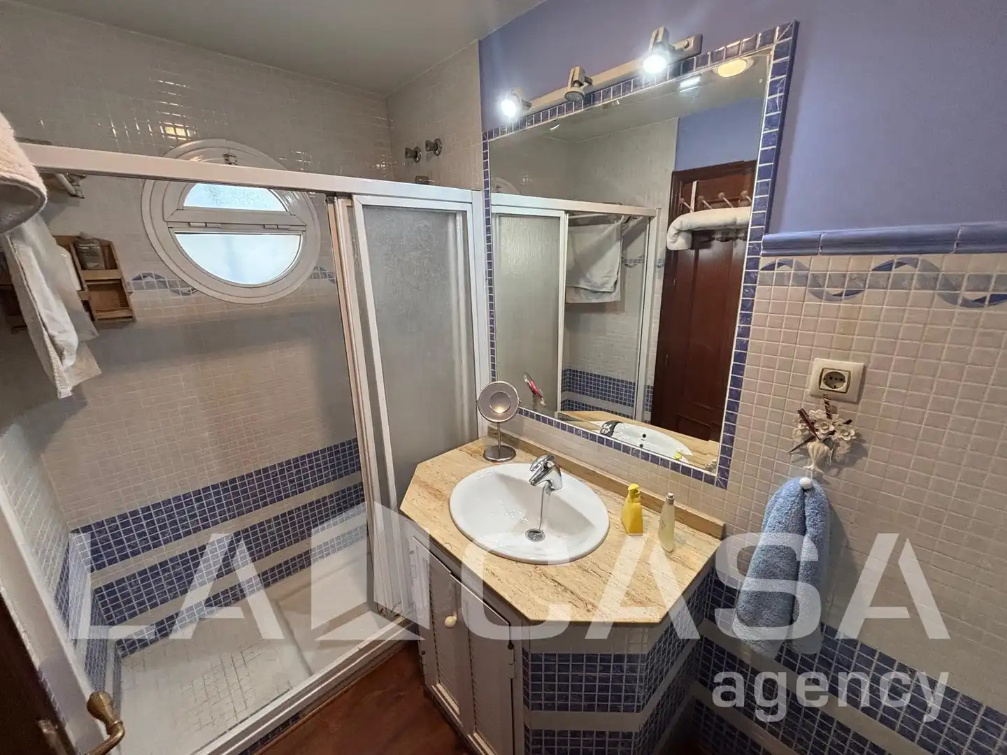 Bathroom of Detached homes for sale in Montequinto  with Air Conditioner, Heating and Swimming Pool