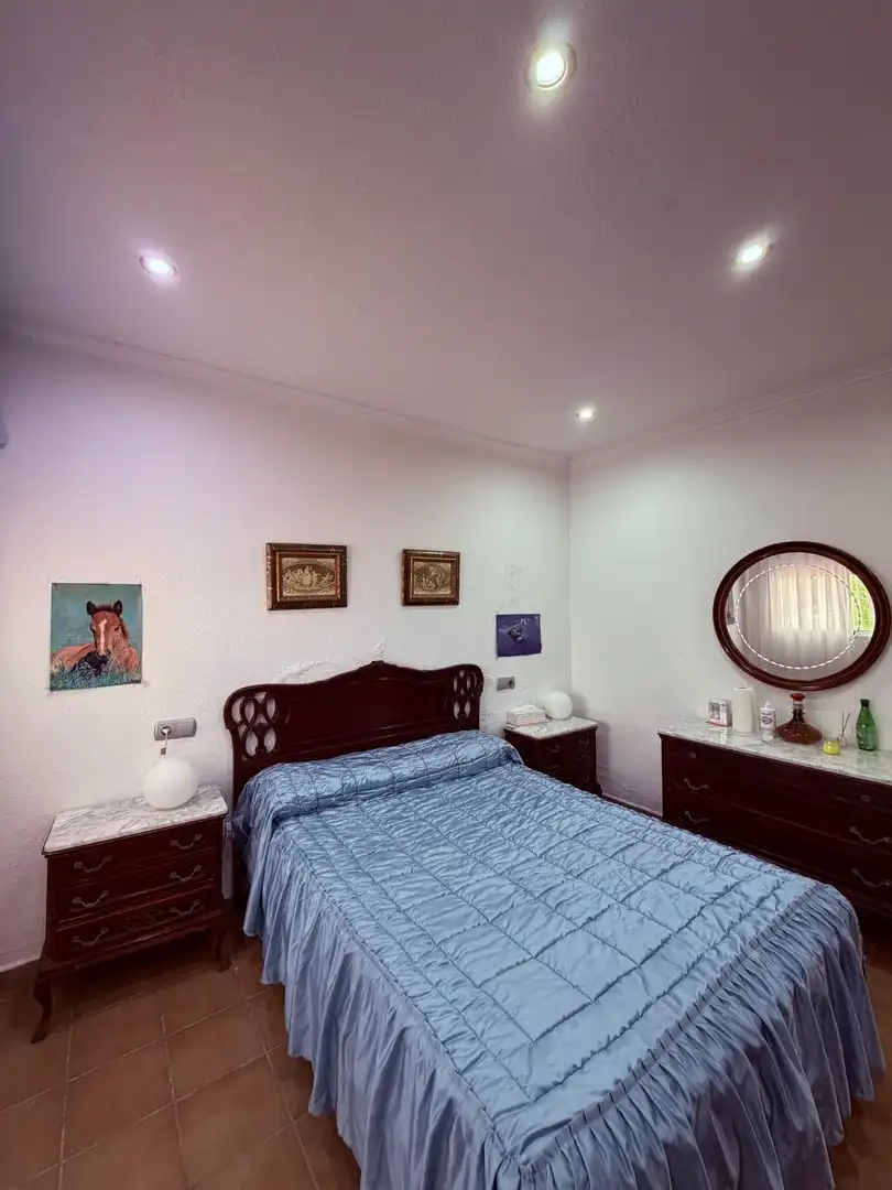 Dormitori de Casa o xalet en venda en Crevillent