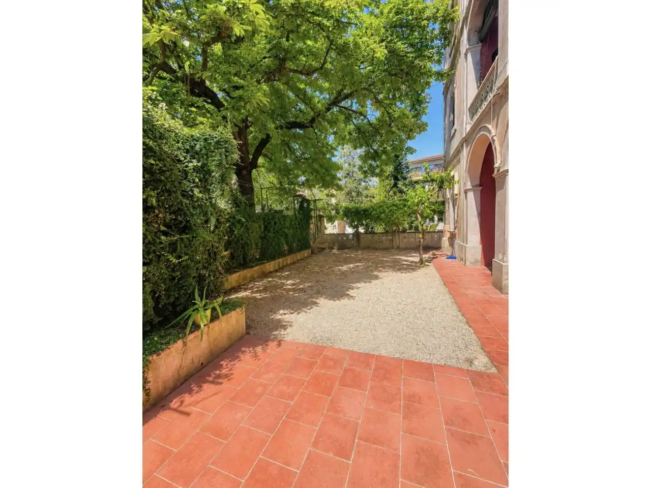 Jardín de Piso de alquiler en Girona con Aire acondicionado, Calefacción y Jardín privado