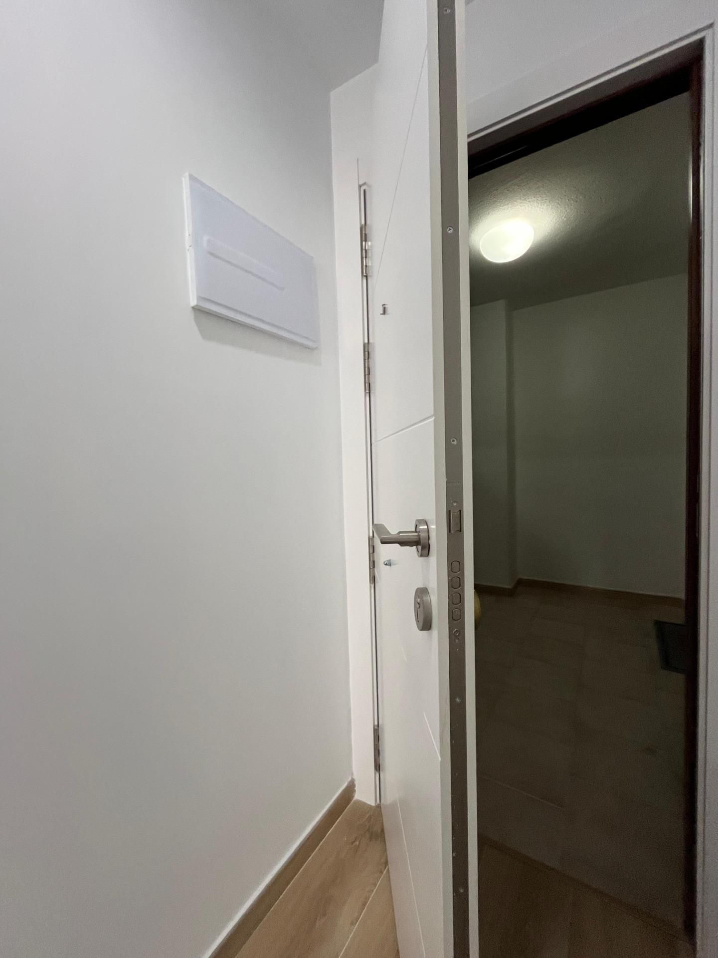 Flat for sale in Torrevieja  with Air Conditioner, Heating and Storage room